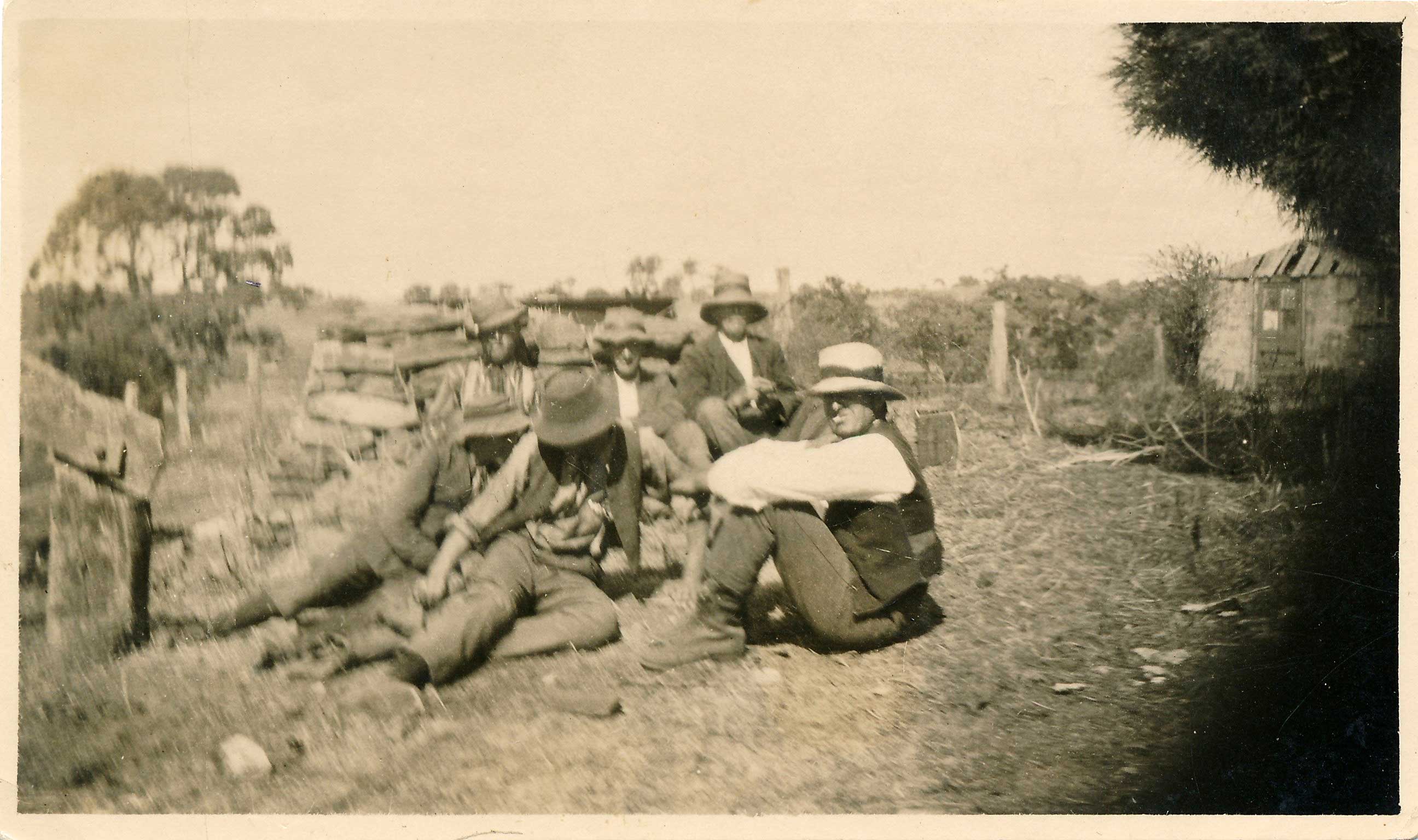 Smoko in Stonegarden vineyards c1870s