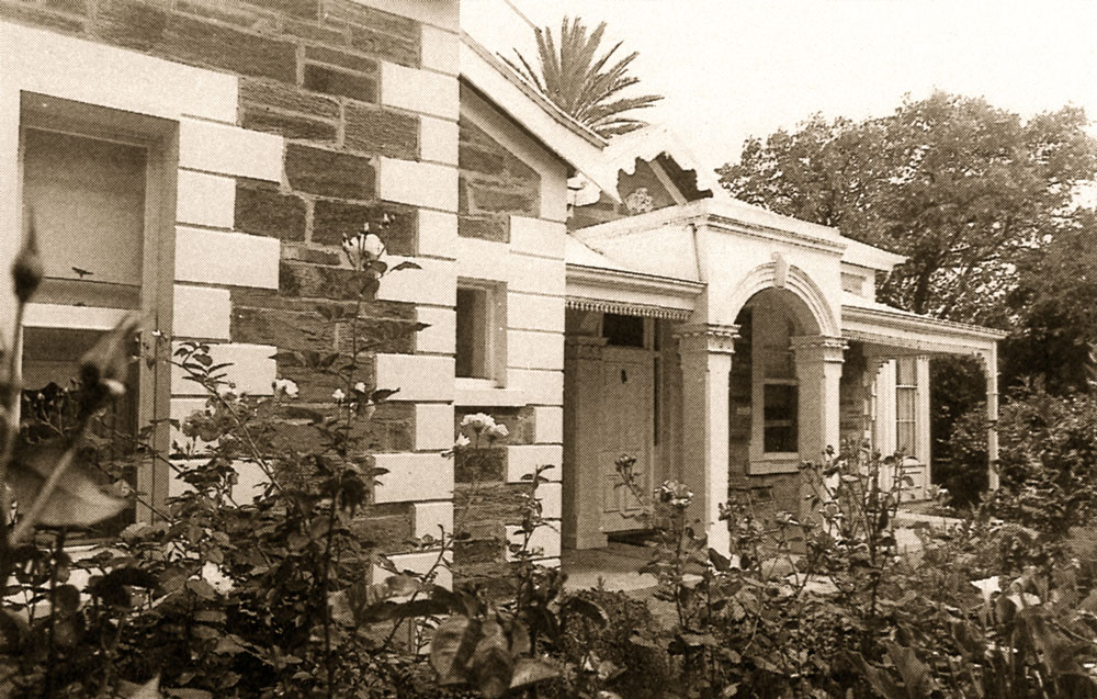 Ewell-Homestead-restored-1970s